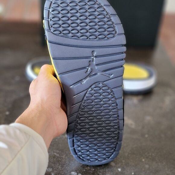 Air Jordan IV 4 OG Retro Lightning Yellow Cool Gray Men's 9 DN4238-701 Brand New - Picture 9 of 11